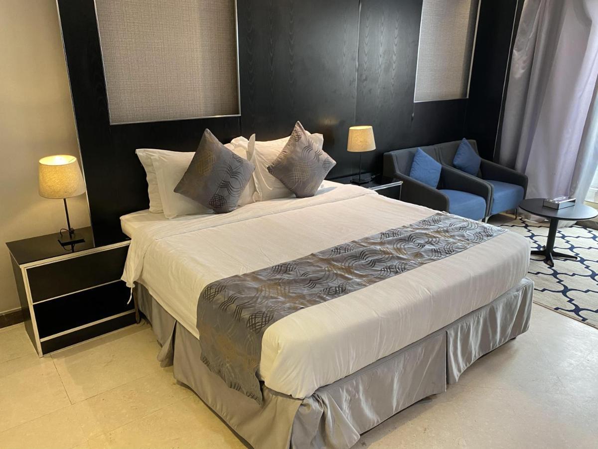 Hotel Rak 3*